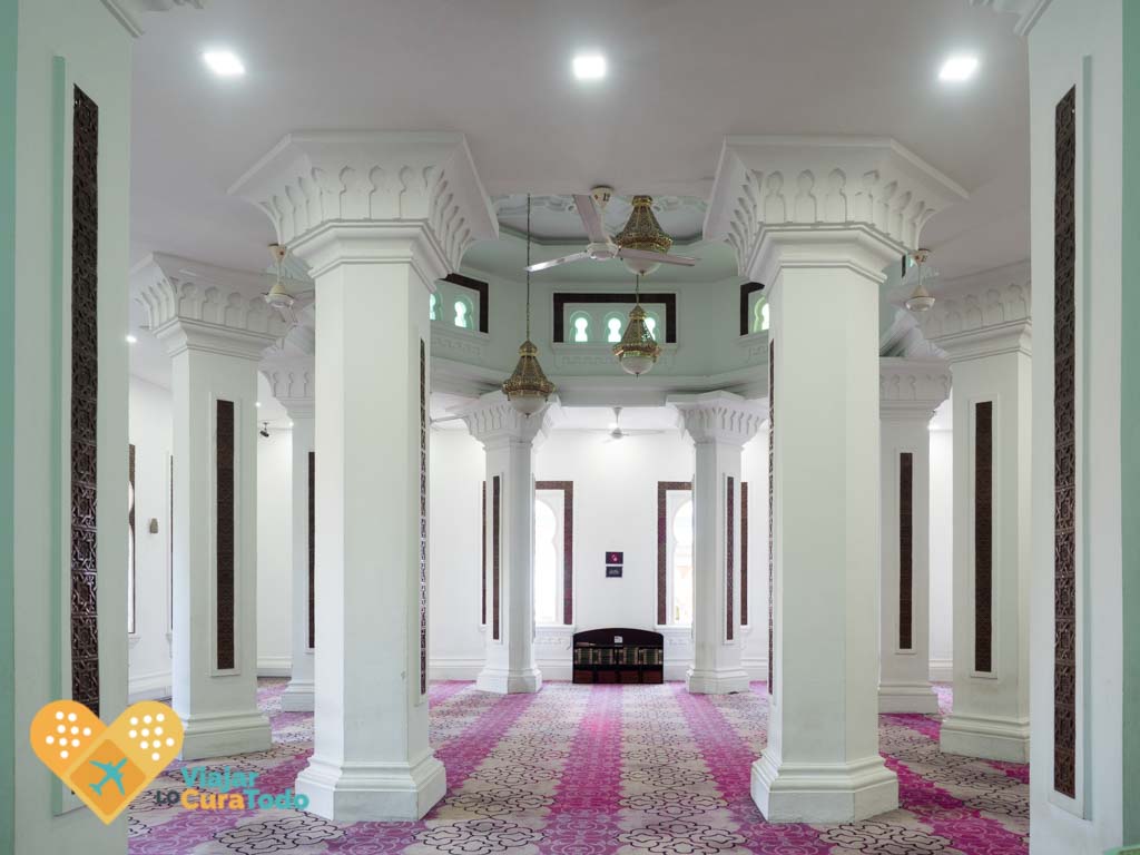 interior mezquita Kuala Lumpur