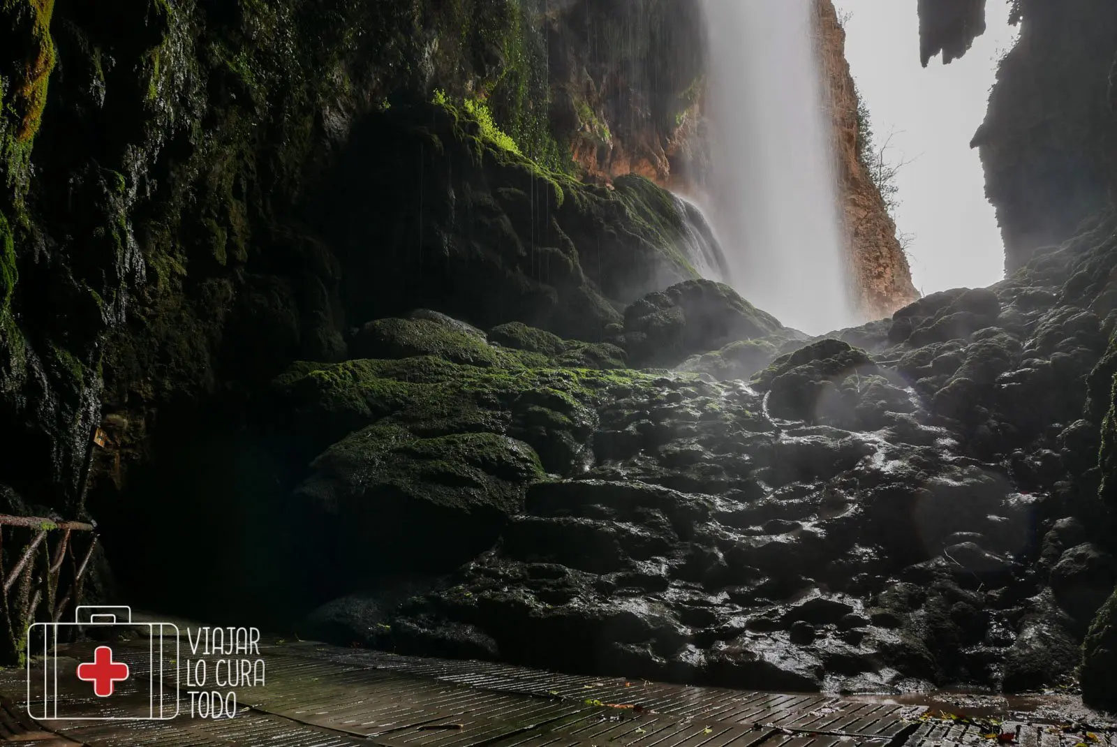 monasterio de piedra gruta iris