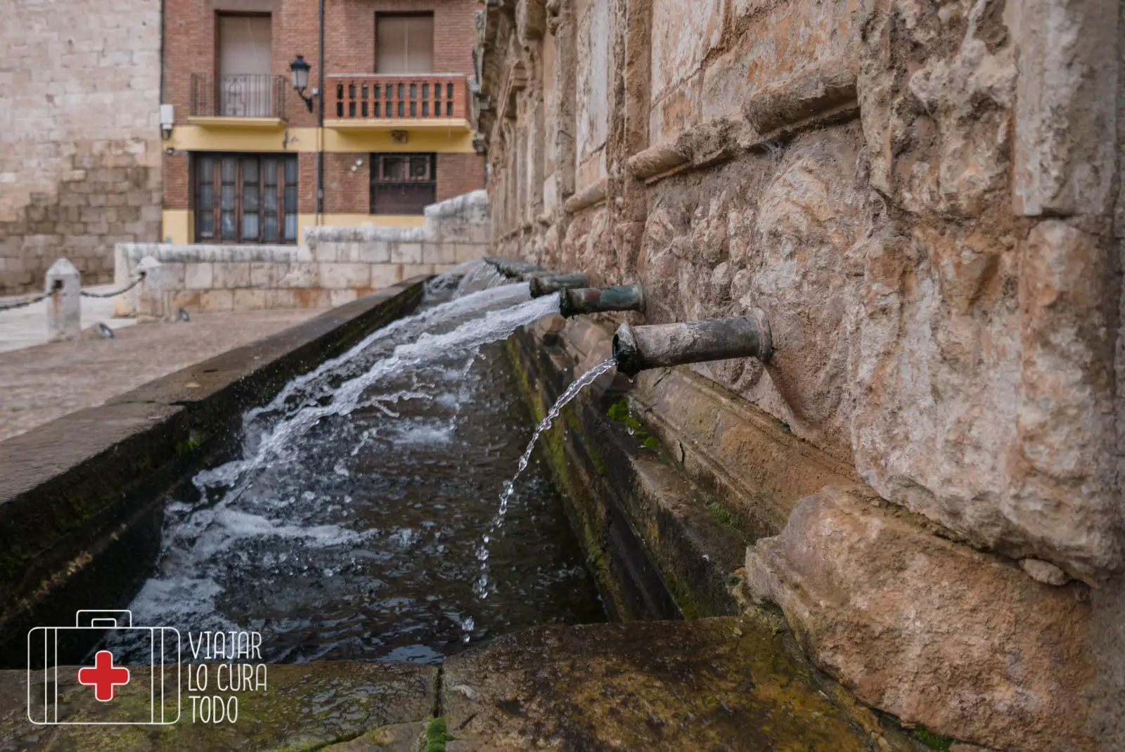 Qué hacer en Albarracín fuente 20 caños Daroca