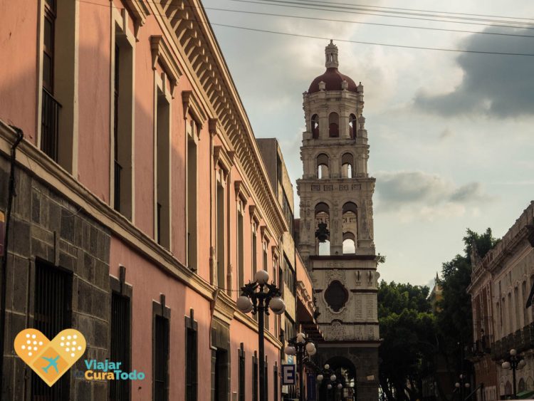 Celebraciones del día de muertos en Puebla